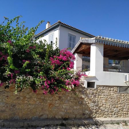 Liknon Guesthouse Villa Galaxidi Ngoại thất bức ảnh
